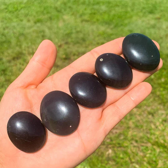 BLACK OBSIDIAN WORRY STONE