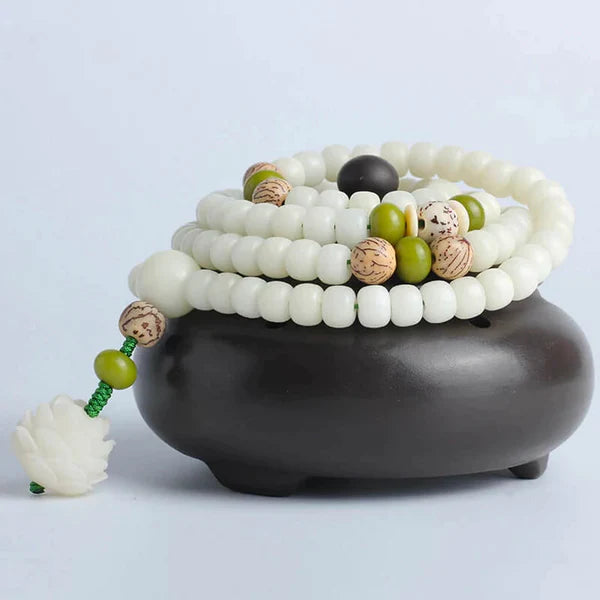 WHITE JADE PURE RIVER OF CALM MALA